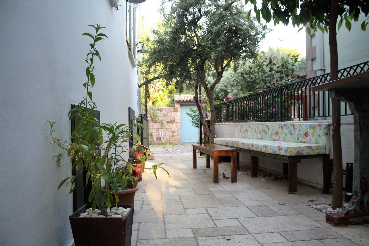 Dalyan Butik Otel Hayat Bahcesi Ayvalik Exterior foto