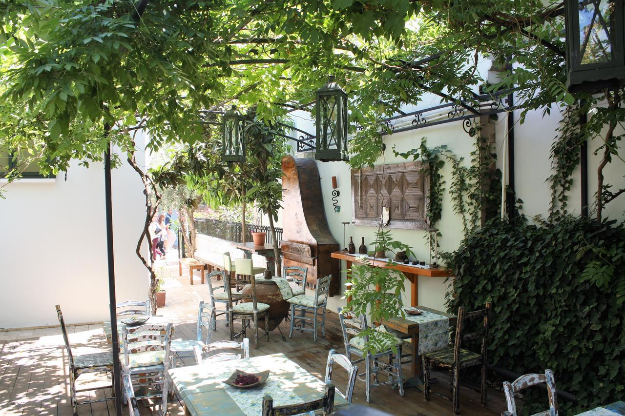 Dalyan Butik Otel Hayat Bahcesi Ayvalik Exterior foto
